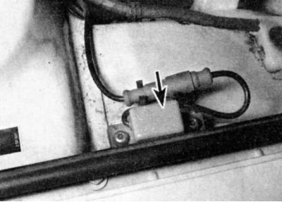 Последние модели оборудованы вспомогательной системой безопасности (SRS), включающей в себя…