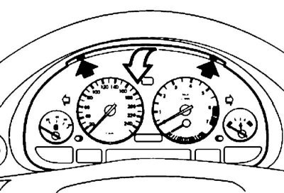 2. Выверните винты и выдвиньте комбинацию…