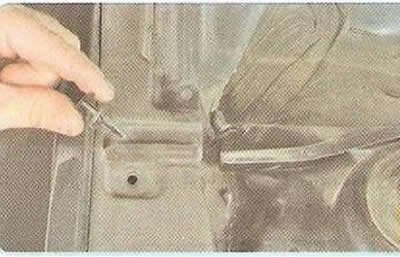 8. ...и извлеките пистон.