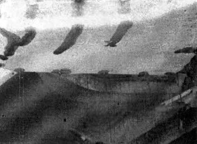 27.7. Сняв передний и боковые болты картера…