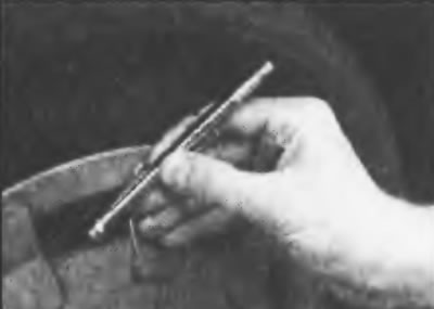 3. Проверка давления в шине