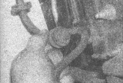 Рис. 17.5. Снятие уплотняющего кольца тормозного…