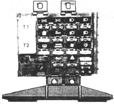 Рис. 8-43. Монтажный блок автомобилей «Croma»,…