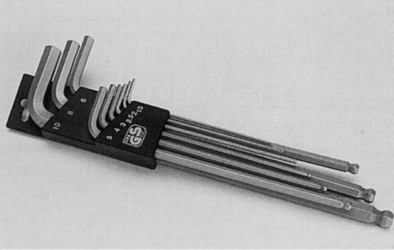 Рис. 2.5. Набор ключей с шестигранным профилем…