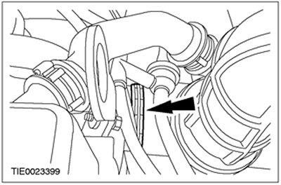 11. Снимите выпускной трубопровод воздушного…