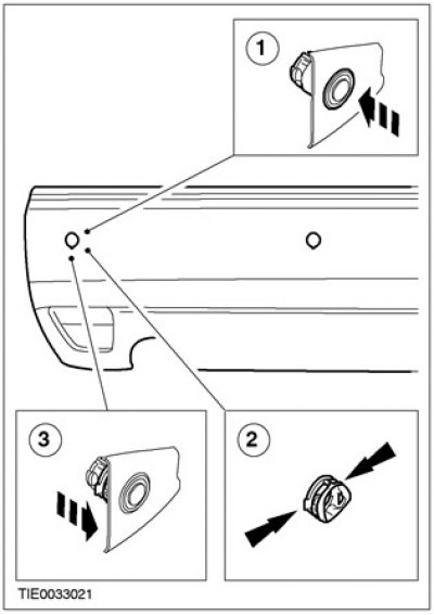 3. Установите зажим.