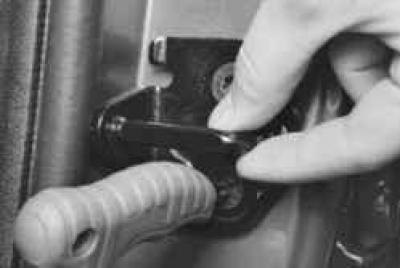 Примечание: При необходимости отрегулируйте…