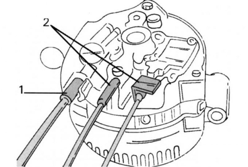 Рис. 283. Соединения на задней стороне…