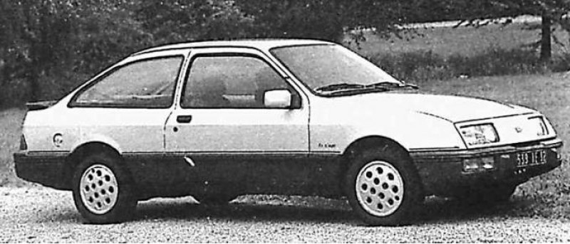 Ford Sierra модель 1986 с кузовом берлина,…