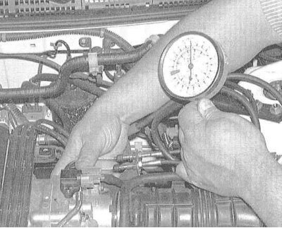 3. Отсоедините шланг подачи воздуха клапана FIA…