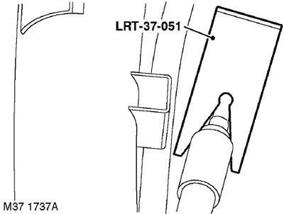 3. С помощью приспособления LRT-37-051…