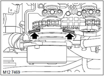 3. Нанесите валик герметика STC 5050 высотой и…