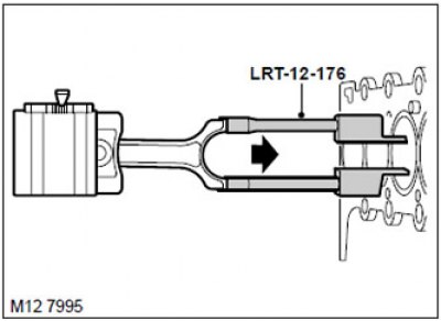 7. Установите оправки LRT-12-176 на шатун, чтобы…