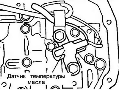 Рис. 11.121б. Открутите болты крепления датчика…