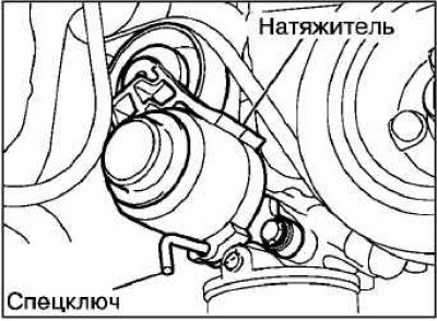 Вставьте специальный ключ в отверстие для…
