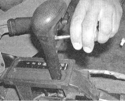 4. На моделях 1993 и 1994 г.г. вып. затяните…