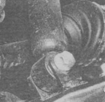 4.3 Стяжной болт амортизатора
