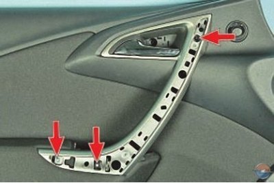 Примечание. Так расположены винты крепления…