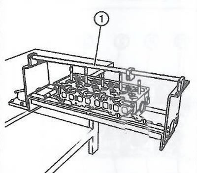 2. Установить поперечину EN-6215-4 (1).