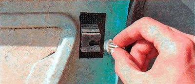 Сломанные и поврежденные держатели необходимо…