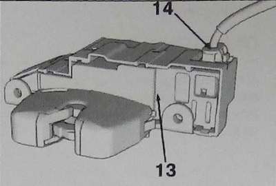 Отсоедините разъем (14).