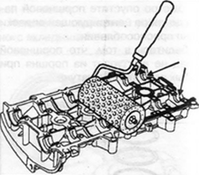 Удалите куском ткани состав LOCTITE 518. попавший…