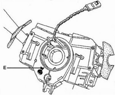 8. Нанесите метки относительного положения на половинки корпуса токосъемника. Убедитесь в том что…