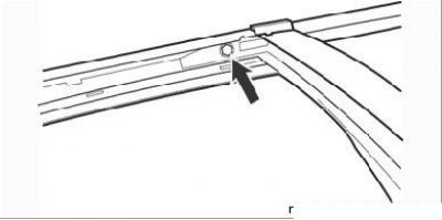 Рисунок 9.77. Верхний болт (с головкой TORX)…