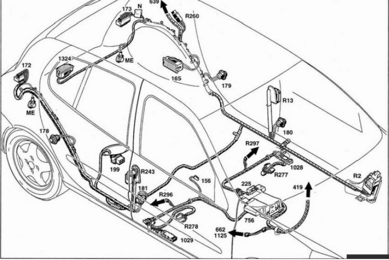 Рис. 12. Салон.