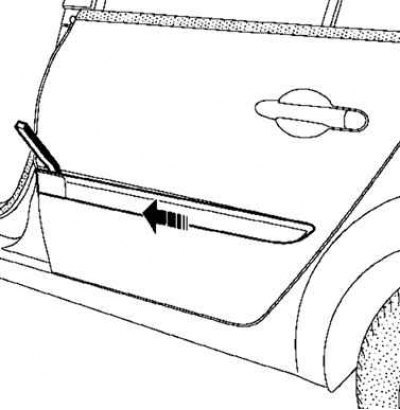Дверь рено меган 2. Накладка крышки задней двери ниссан х трейл т31. Накладки откручивать. Как снять заднюю накладку на двери. Как снять заднюю накладку на двери.