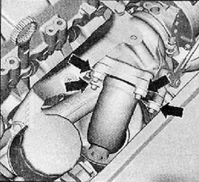 5. Снять нижнее защитное покрытие моторного…