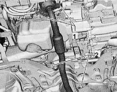 9. Отсоединить выпускной трубопровод от подвесных…