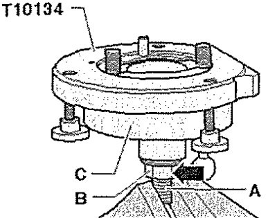 Навернуть гайку -В- почти до лыски -А- хвостовика ходового винта. Зажать тисками монтажное…