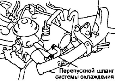6) Подсоедините перепускной шланг (от штуцера на…