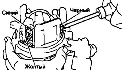 3. Установите коммутатор, закрепив его двумя…