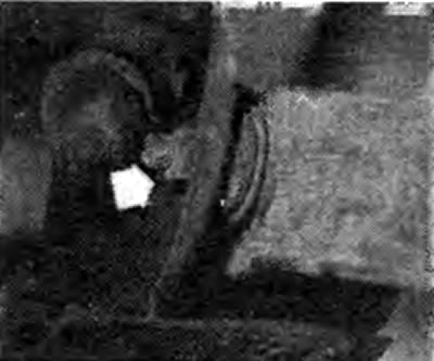 21.4. Передняя удерживающая гайка контрольного…