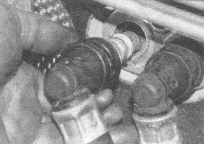 Рис. 7.12. Разверните по часовой стрелке кольца и…